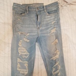 American eagle light colored ripped jeans